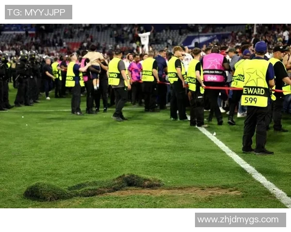 欧冠门票系统瘫痪数万球迷苦等12小时争抢梦寐以求的门票