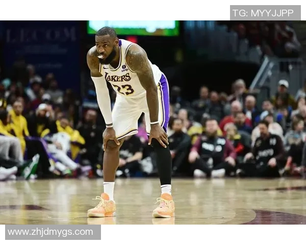 湖人对阵马刺季后赛精彩录像回顾与分析带你重温经典瞬间