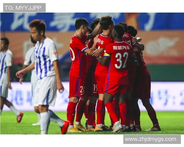 重庆斯威迎战绿地申花期待精彩对决双方球员状态成关键因素 重庆斯威迎战绿地申花期待精彩对决双方球员状态成关键因素