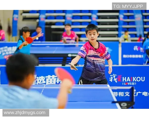 钟诚的成长之路:从青涩少年到职场精英的蜕变与奋斗故事 钟诚的成长之路:从青涩少年到职场精英的蜕变与奋斗故事